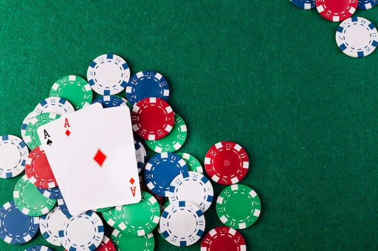 Card game payout table and betting options displayed on h5.33zk.com